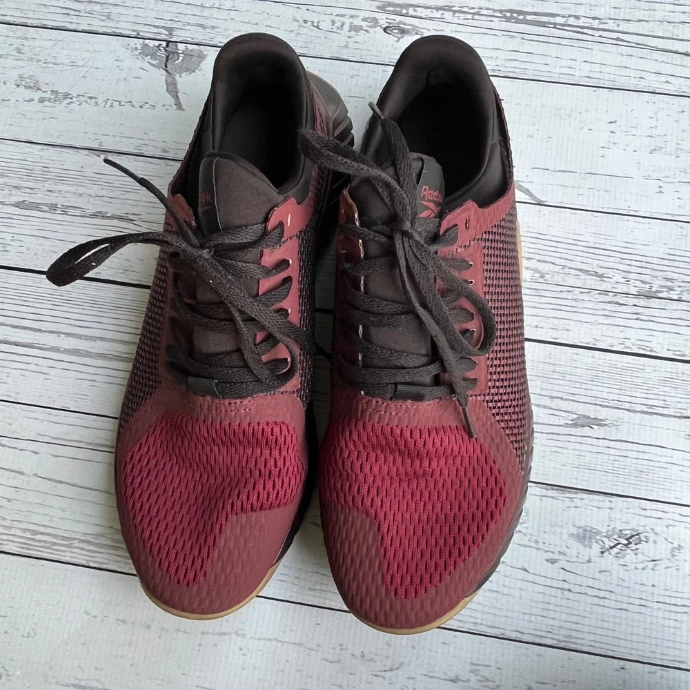 Reebok Mens Burgundy Black Gum Cross Training Fitness Gym Workout Shoes Size 8